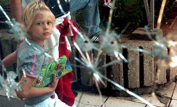 Οργισμένοι οι Σέρβοι για την επίθεση στη Μιτρόβιτσα του Κοσσυφοπεδίου