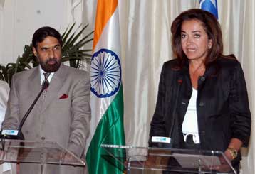 Ο Λίβανος στο επίκεντρο της συνάντησης Μπακογιάννη με τον αναπληρωτή ΥΠΕΞ της Ινδίας