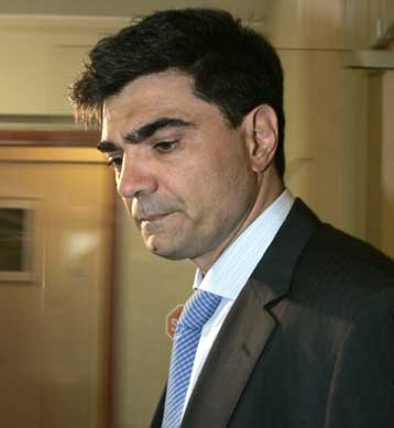 Νωρίς έγινε η πρώτη συνάντηση Βαρδινογιάννη-Μπάκε