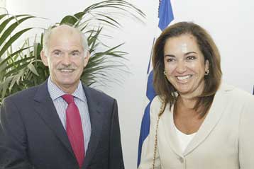 Ενημέρωση Ντ.Μπακογιάννη στον Γ.Παπανδρέου για τις εξελίξεις στη Μ.Ανατολή