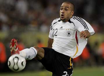 Στην Μπέτις συνεχίζει την καριέρα του ο Οντονκόρ