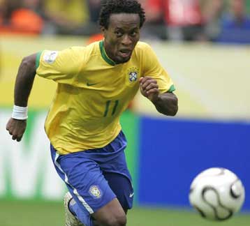 Προτίμησε τη Βραζιλία ο Ζε Ρομπέρτο και τη Σάο Πάολο