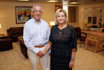 Την υπουργό Τουρισμού επισκέφθηκε ο υποψήφιος δήμαρχος Αθηναίων Ν.Κακλαμάνης