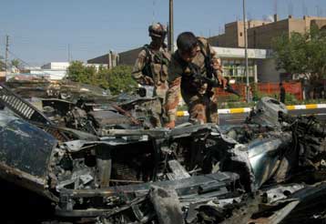 Μπαράζ επιθέσεων αυτοκτονίας στη Βαγδάτη με 50 νεκρούς και δεκάδες τραυματίες