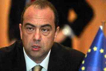 Διασυνοριακές υπηρεσίες περίθαλψης στην ΕΕ προτείνει ο επίτροπος Υγείας