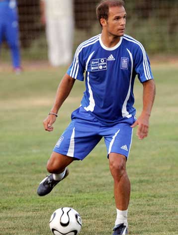 Αποφασισμένοι για πρόκριση στο Euro 2008, λέει ο Μπασινάς