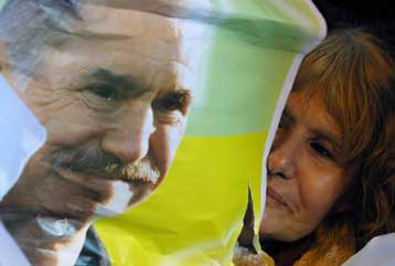 Αποφασιστικότερο Γ.Παπανδρέου και με «μεικτό» επιτελείο θέλουν οι οπαδοί του ΠΑΣΟΚ