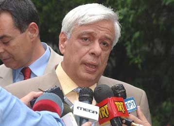 Το 74% των χρηματοδοτήσεων του «Θησέα» φέρονται να έχουν λάβει οι «γαλάζιοι δήμοι»