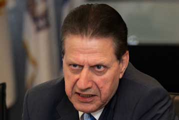 «Να ελευθερωθεί η πόλη» από τις διαδηλώσεις ζητά ο Βύρων Πολύδωρας