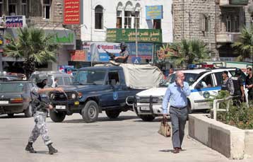 Δεν είχε σχέση με ένοπλη οργάνωση ο Ιορδανός που σκόρπισε το θάνατο σε τουρίστες