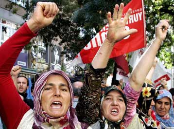 Ένταση στην τουρκική Εθνοσυνέλευση για την αποστολή Τούρκων στρατιωτών στο Λίβανο