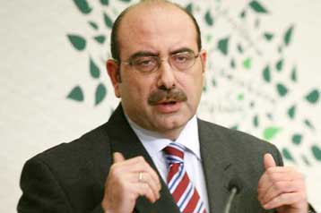 Με αιχμές επανήλθε ο εκπρόσωπος του ΠΑΣΟΚ στο θέμα της διαφάνειας