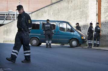 Προφυλακίστηκαν δύο από τους επτά συλληφθέντες στη Δανία