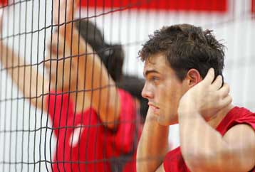 Με νίκη αποχαιρέτησε το Παρίσι ο Ολυμπιακός, 3-1 σετ επί της Ανιέρ