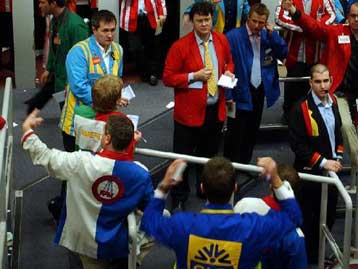 Κάτω από τα 67 δολάρια, σε χαμηλό πενταμήνου, υποχωρεί το πετρέλαιο