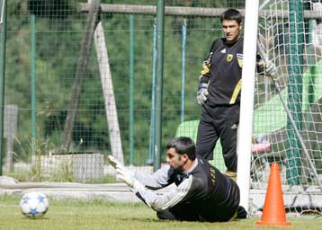 Νέο δίλημμα για τον Φερέρ καθώς έχει στη διάθεσή και Σορεντίνο και Χιώτη
