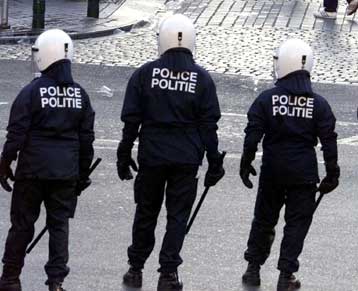 Συλλήψεις ακροδεξιών που ετοίμαζαν επιθέσεις ανακοίνωσε η βελγική αστυνομία