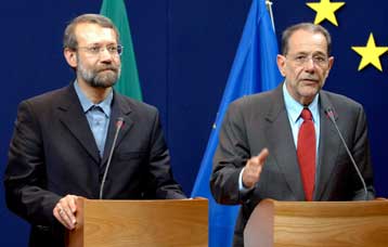 Σολάνα και Λαριτζανί συναντώνται το Σάββατο στη Βιέννη για τα πυρηνικά του Ιράν