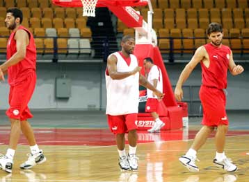 Δεύτερη νίκη του Ολυμπιακού επί των Σκαϊλάινερς στη Φρανκφούρτη