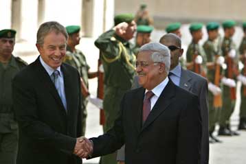 Έτοιμος για άνευ όρων συνάντηση με τον Ολμέρτ δηλώνει ο Αμπάς