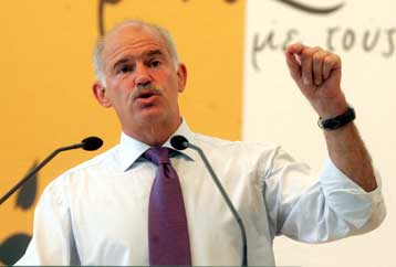 Εύκολος στα λόγια, άφαντος στα δύσκολα ο Κ.Καραμανλής, λέει ο πρόεδρος του ΠΑΣΟΚ