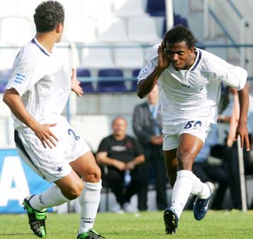 Ο Ονουάτσι έδωσε ξανά τη λύση στον Ιωνικό, 1-0 την χωρίς βαθμό Καλαμαριά