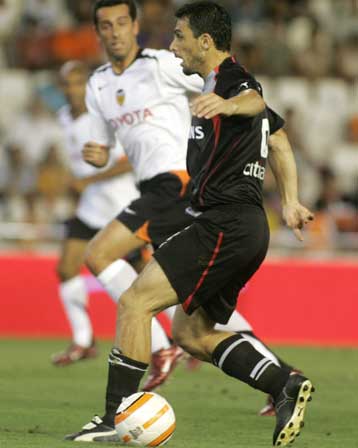 Αισιοδοξεί για νίκη επί της Βαλένθια ο Στολτίδης, η προϊστορία υπέρ του Ολυμπιακού