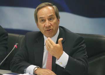 Διάψευση Αλογοσκούφη ότι προωθείται αποκρατικοποίηση της ΔΕΗ