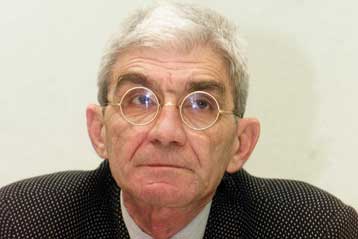 Πειθαρχική ποινή σε δύο μέλη του ΠΑΣΟΚ που συμμετέχουν στην Πρωτοβουλία Μπουτάρη