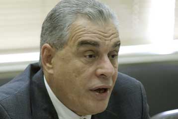 Κύκλωμα χρέωνε σε εργολάβους δημοσίων έργων έως και 72% λιγότερες εισφορές στο ΙΚΑ