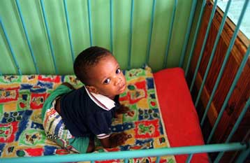 Εκατομμύρια παιδιά χάνουν το σχολείο εξαιτίας ένοπλων συγκρούσεων