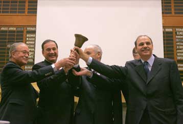 Με υποβάθμιση απειλεί την Σοφοκλέους ο διεθνής οίκος FTSE