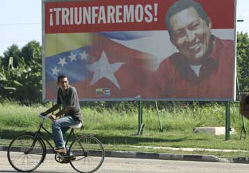 Τη δική του θεωρία για την κατάρρευση των Δίδυμων Πύργων δίνει ο Ούγκο Τσάβες