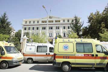 Το υπουργείο Υγείας πήρε πίσω τις υποσχέσεις για το ΕΚΑΒ, καταγγέλλουν οι εργαζόμενοι