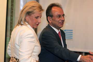 Την τουριστική πολιτική για τα επόμενα χρόνια παρουσίασαν Σιούφας και Πετραλιά