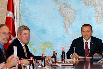 Η χρήση βίας κατά του ΡΚΚ είναι η τελευταία λύση, λένε οι ΗΠΑ