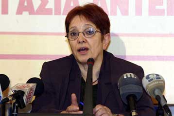 Με τη διοίκηση και τους εργαζόμενους του ΟΤΕ συναντήθηκε η Αλέκα Παπαρήγα