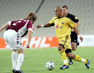 Την επέμβαση της UEFA προκάλεσε η καταγγελία του Ρομανόφ για τον αγώνα ΑΕΚ-Χαρτς