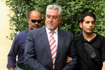 Προφυλακιστέος ο Αναγνωστόπουλος, προθεσμία έλαβαν Κωνσταντινίδης και Αδαμόπουλος