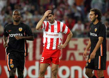 Επιστροφή στην ελληνική πραγματικότητα με δύσκολα ματς για Ολυμπιακό, ΠΑΟ και ΑΕΚ