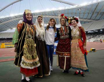 Δεύτερη η Δεβετζή στο Παγκόσμιο Κύπελλο, εντυπωσιακός ο Ρέγας