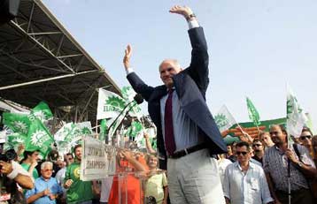 Παραιτήσεις υπουργών για την υπόθεση της ΜΕΒΓΑΛ ζήτησε ο Γ.Παπανδρέου