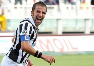 Νίκη για τη Γιουβέντους με τον Τρεζεγκέ κορυφαίο ξένο σκόρερ στην Ιστορία της