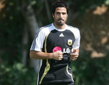 Με Ζήκο και Ουντέζε η ΑΕΚ απέναντι στον Ηρακλή