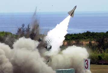 Όπλα «φιλικά στο περιβάλλον» υπόσχεται ευρωπαϊκή αμυντική βιομηχανία