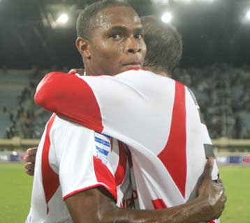 Ο Μπόρχα επούλωσε τις πληγές του Ολυμπιακού με 2-1 επί του ΟΦΗ