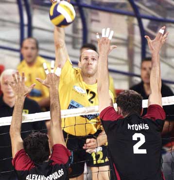 Με νίκη επέστρεψε ο Αρης, ντέρμπι Ολυμπιακού-Ηρακλή την Δευτέρα