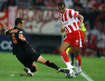 Ρήξη χιαστών υπέστη ο Μαρτσένα της Βαλένθα, εκτός δράσης 3,5 μήνες