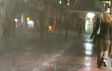 Προβλήματα στο Λεκανοπέδιο της Αττικής από τη νεροποντή