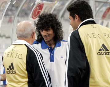 Το όραμα της ΑΕΚ για πρωτάθλημα και η πίστη του Φερέρ για νίκη στο «Καραϊσκάκη»